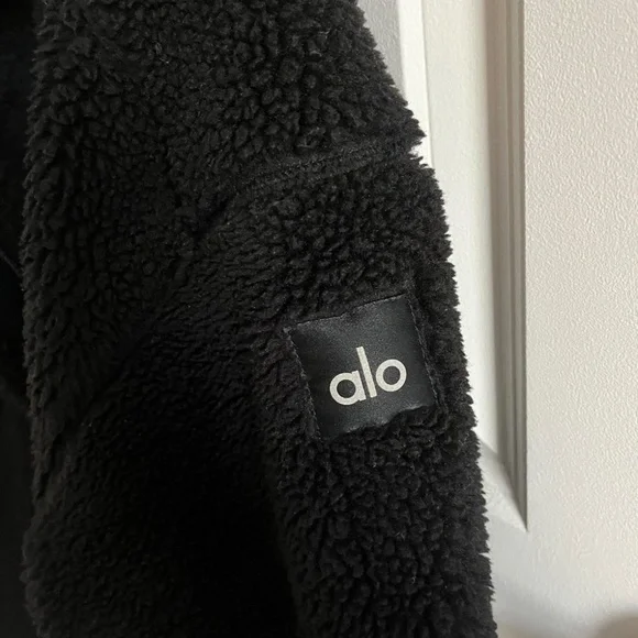 Alo Yoga Sherpa Varsity Jacket - Picture 4 of 4